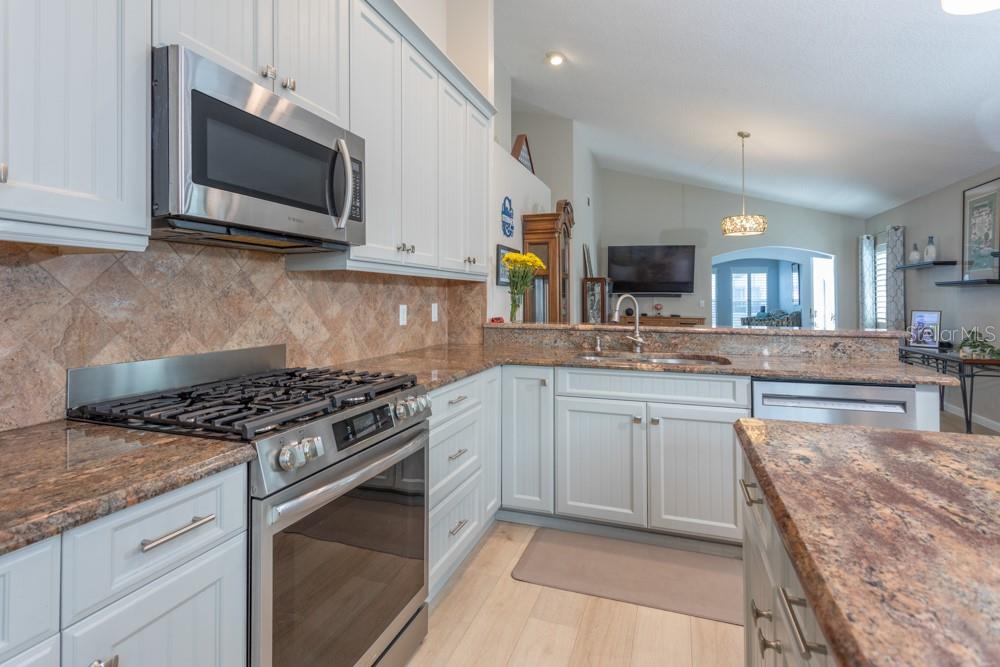 33 BEDFORD DR, PALM COAST, FL, 32137