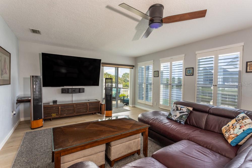 33 BEDFORD DR, PALM COAST, FL, 32137