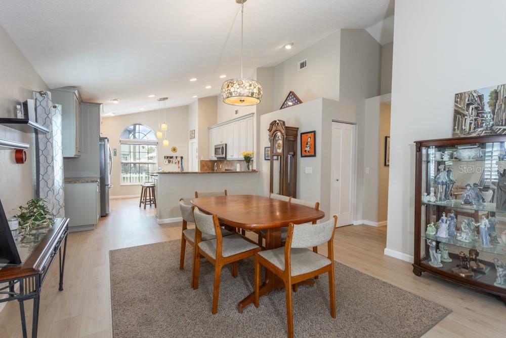 33 BEDFORD DR, PALM COAST, FL, 32137