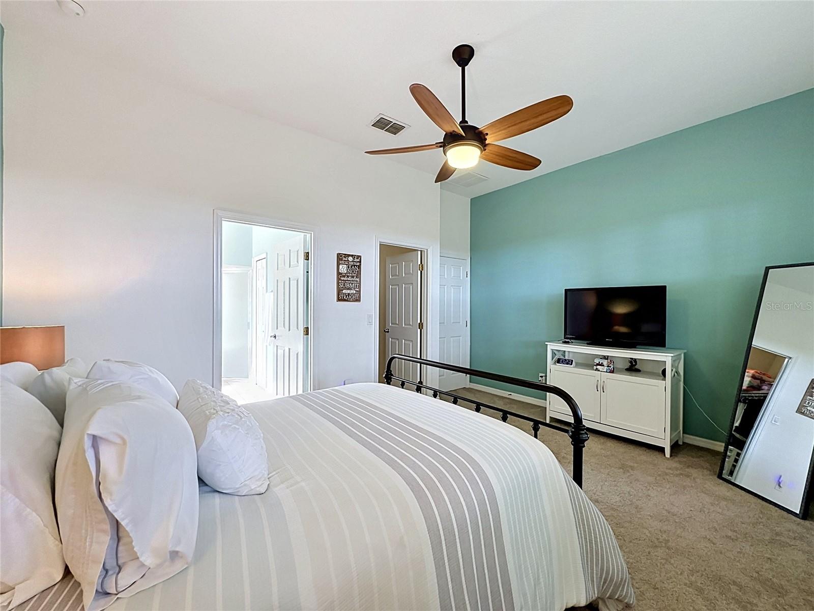 135 CREPE MYRTLE DR, GROVELAND, FL, 34736