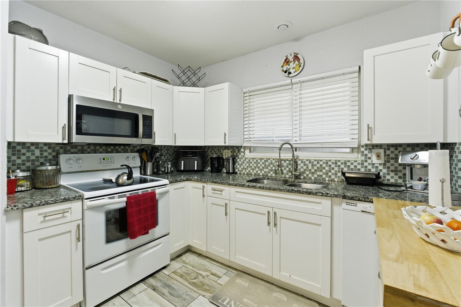 10801 W ELBOW DR, TAMPA, FL, 33612