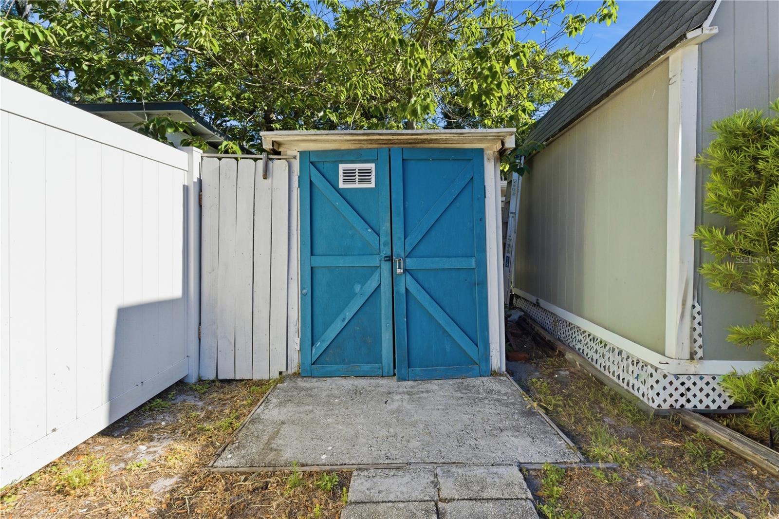 10801 W ELBOW DR, TAMPA, FL, 33612