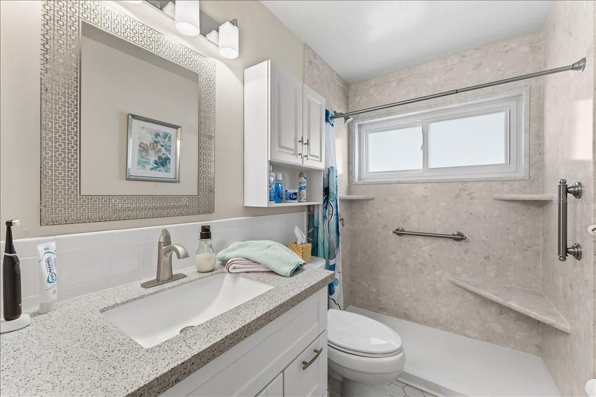 9875 MAINLANDS BLVD W, PINELLAS PARK, FL, 33782