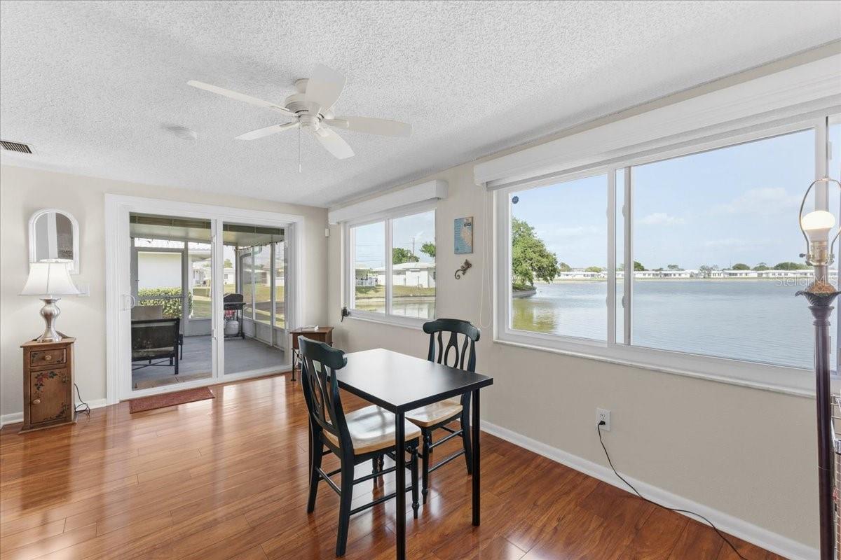 9875 MAINLANDS BLVD W, PINELLAS PARK, FL, 33782