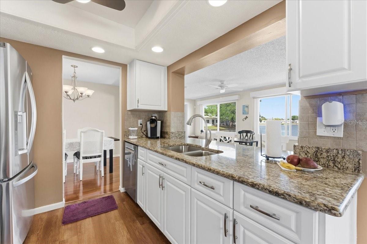 9875 MAINLANDS BLVD W, PINELLAS PARK, FL, 33782