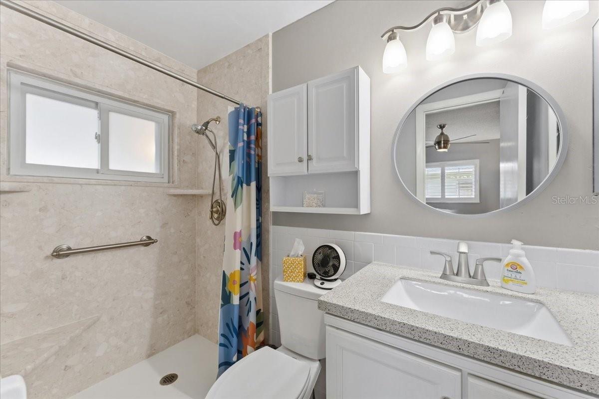 9875 MAINLANDS BLVD W, PINELLAS PARK, FL, 33782