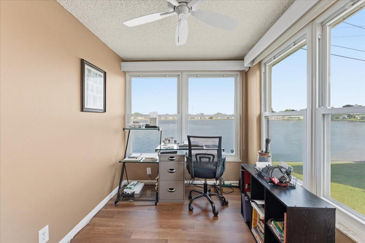 9875 MAINLANDS BLVD W, PINELLAS PARK, FL, 33782