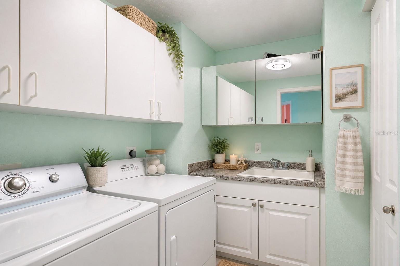 1180 GULF BLVD #906, CLEARWATER BEACH, FL, 33767