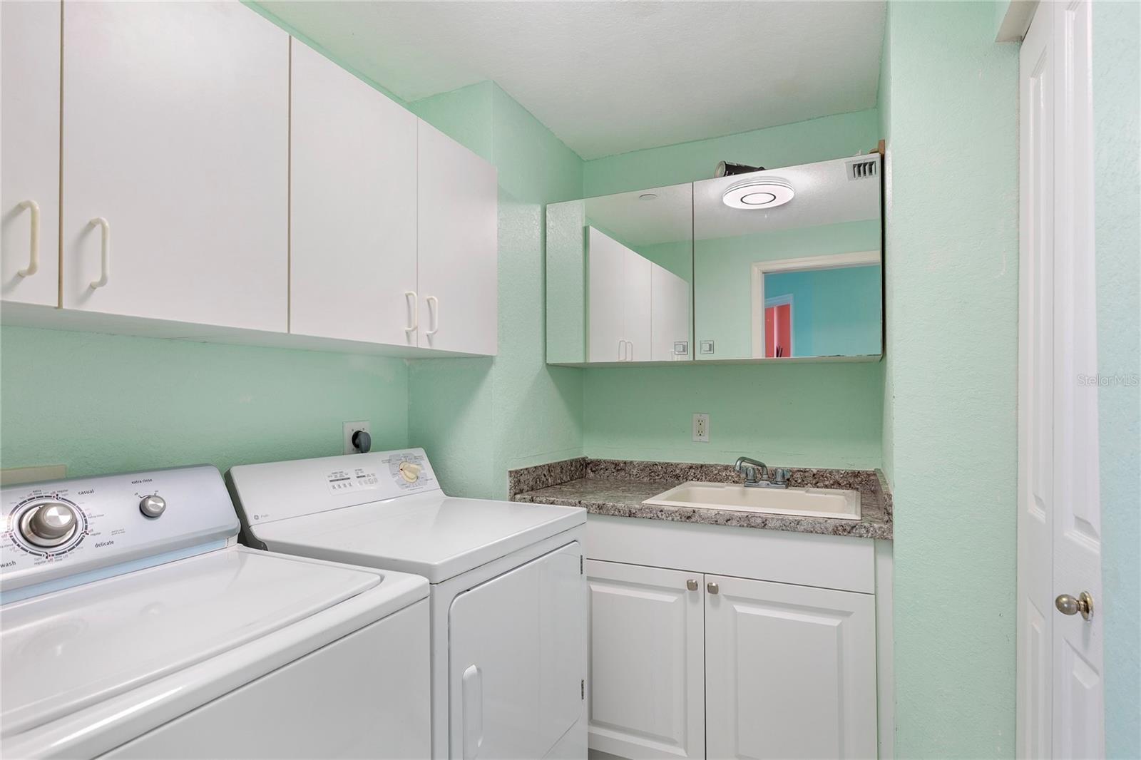 1180 GULF BLVD #906, CLEARWATER BEACH, FL, 33767
