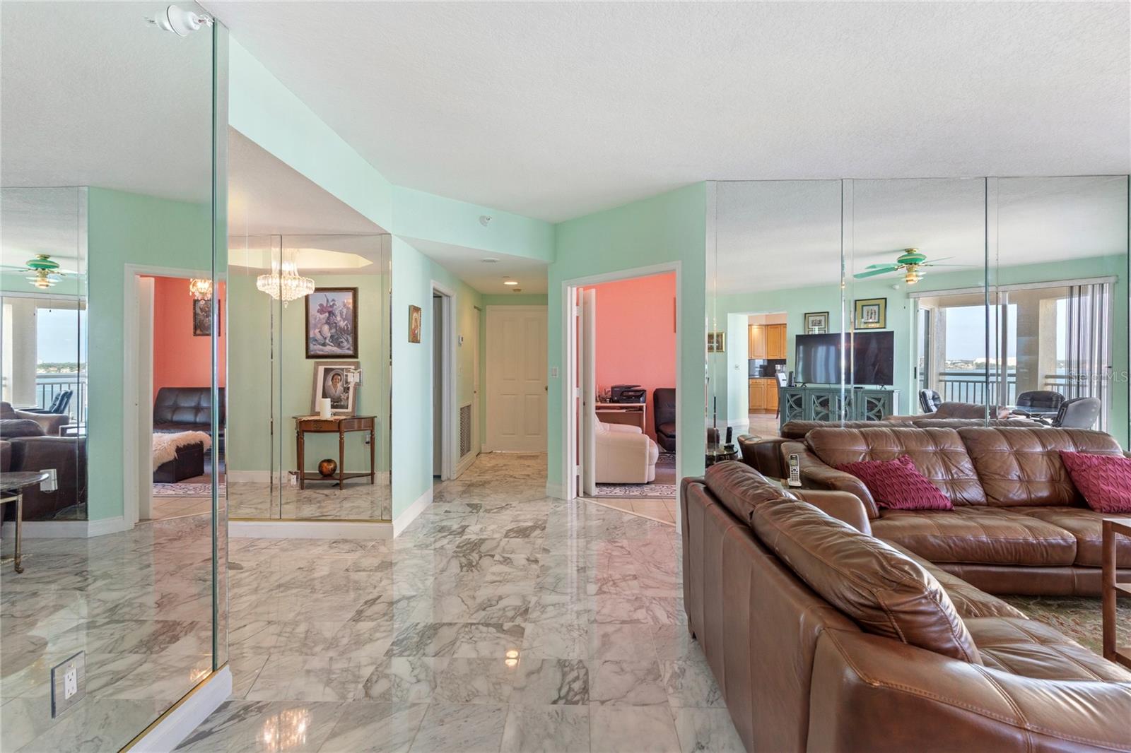 1180 GULF BLVD #906, CLEARWATER BEACH, FL, 33767