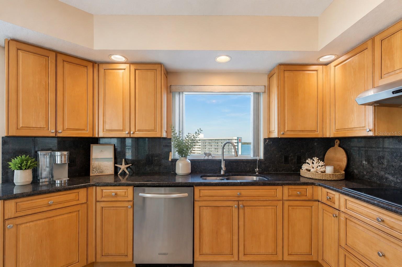 1180 GULF BLVD #906, CLEARWATER BEACH, FL, 33767