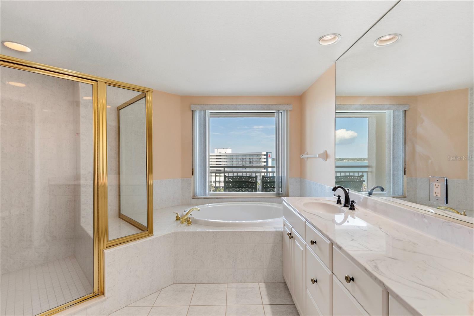 1180 GULF BLVD #906, CLEARWATER BEACH, FL, 33767