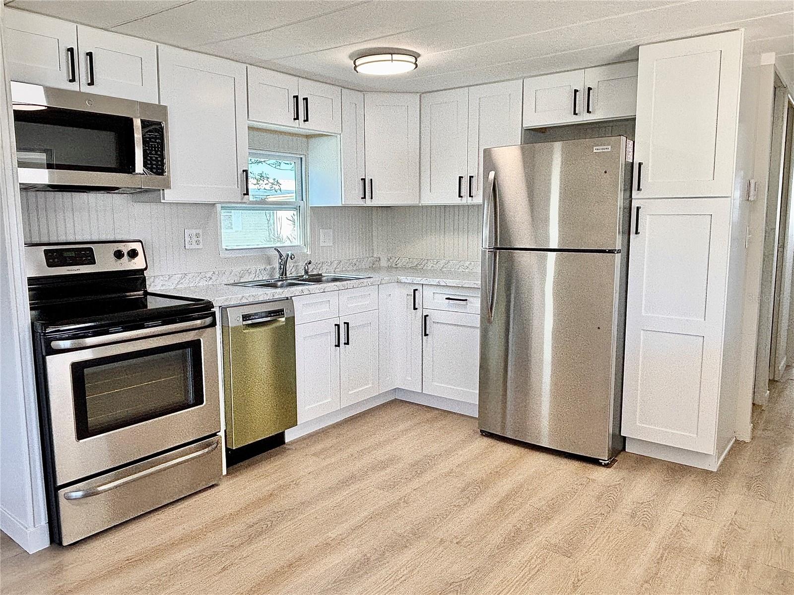 7028 MOUNT JUPITER DR NE #601, ST PETERSBURG, FL, 33702