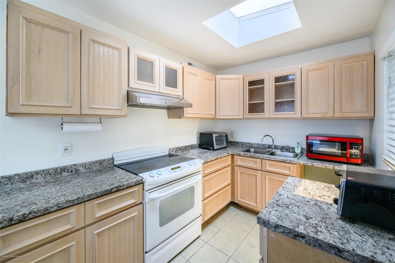 510 SHARON CIR, PORT CHARLOTTE, FL, 33952