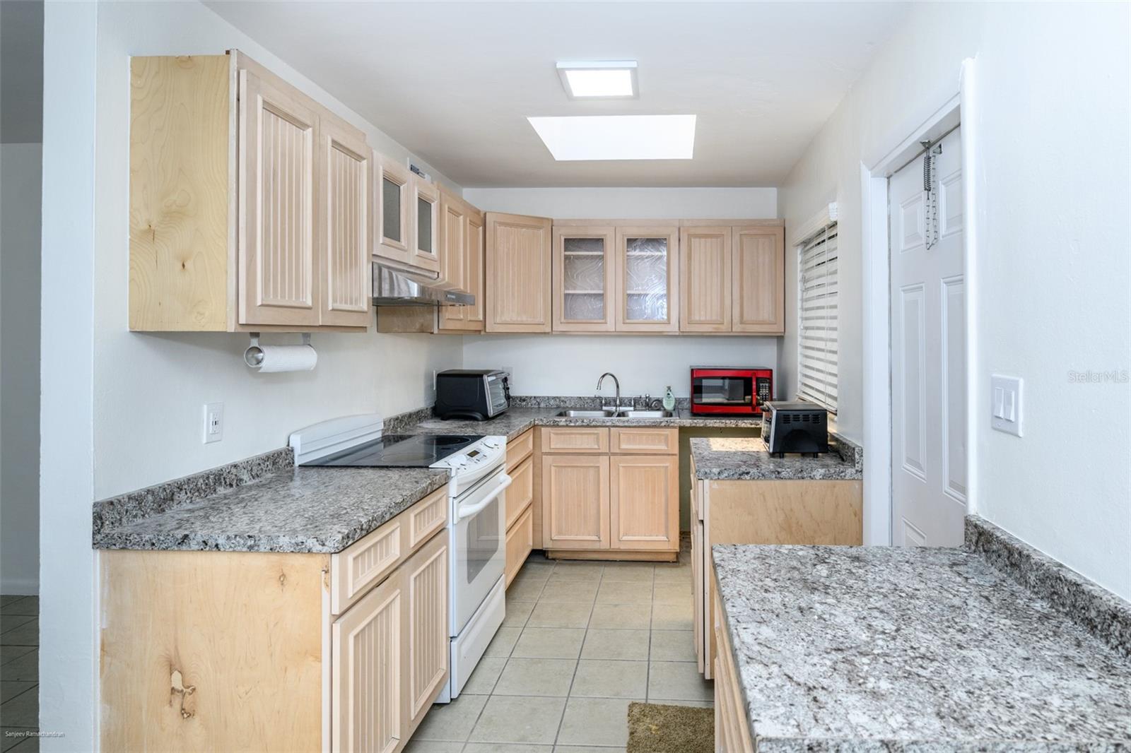 510 SHARON CIR, PORT CHARLOTTE, FL, 33952