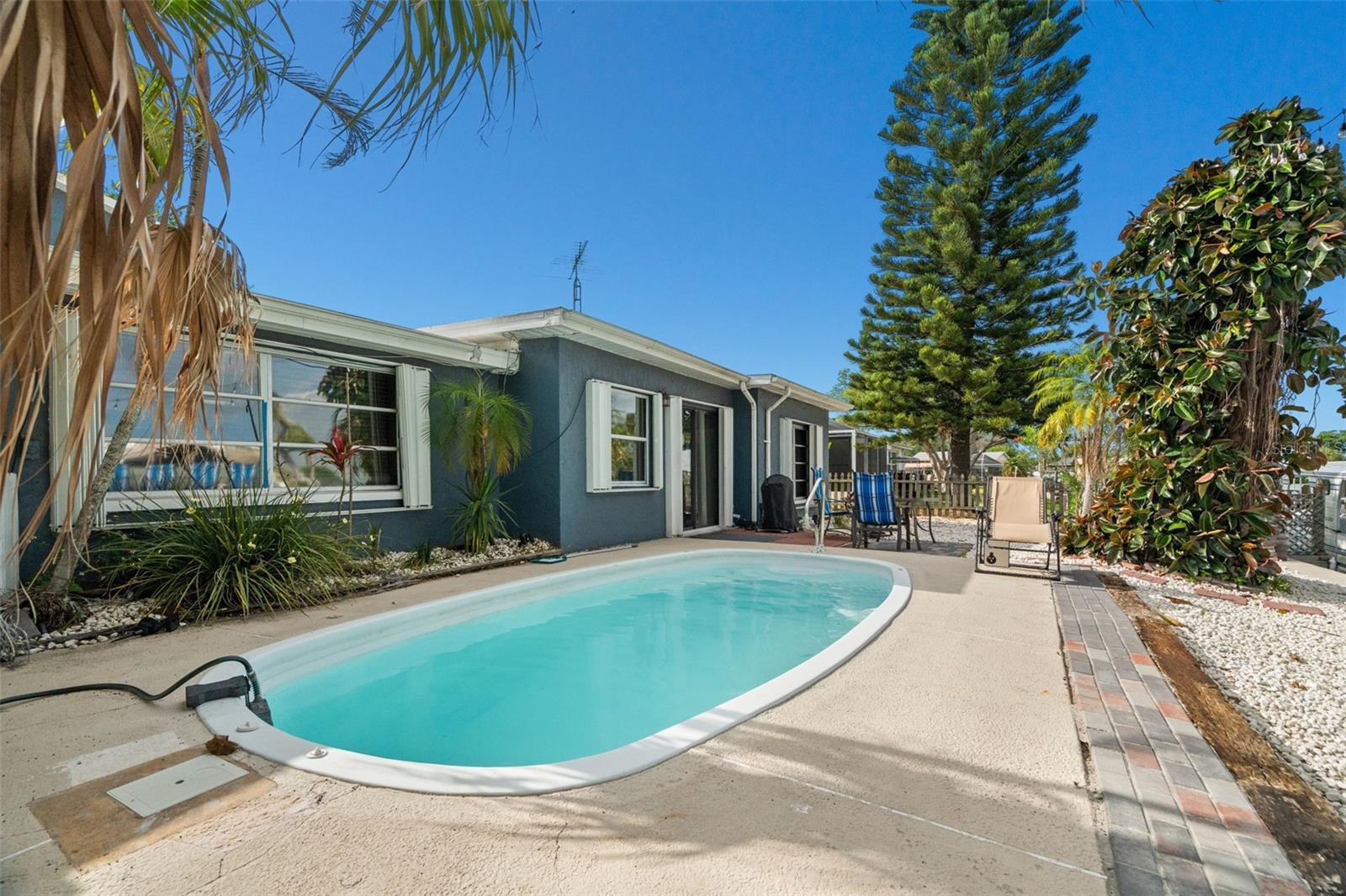 2330 SOCIETY DR, HOLIDAY, FL, 34691