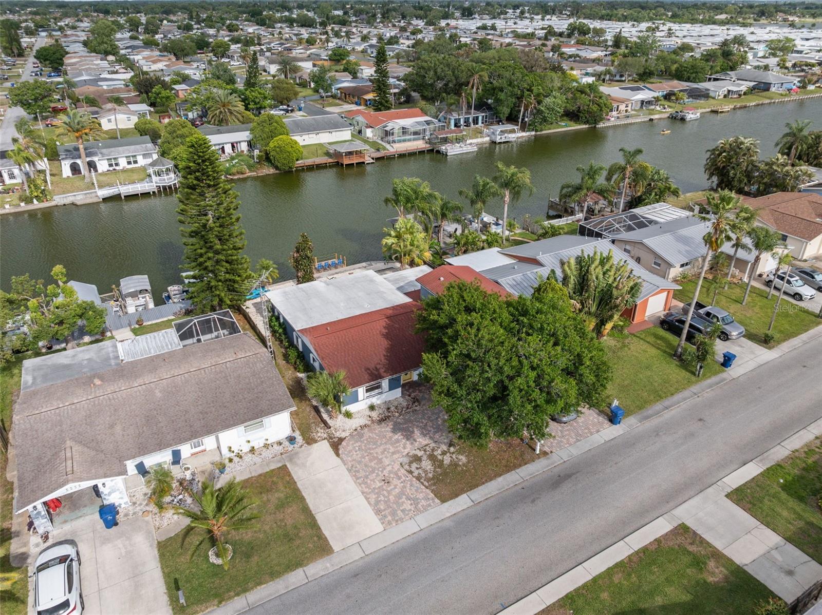 2330 SOCIETY DR, HOLIDAY, FL, 34691