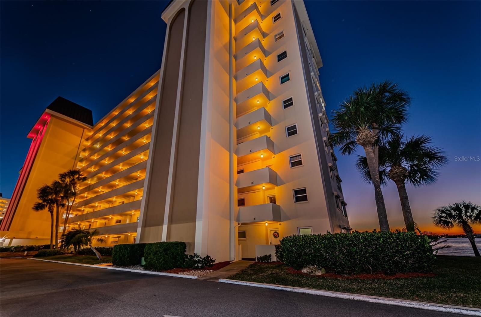 4750 COVE CIR #303, ST PETERSBURG, FL, 33708
