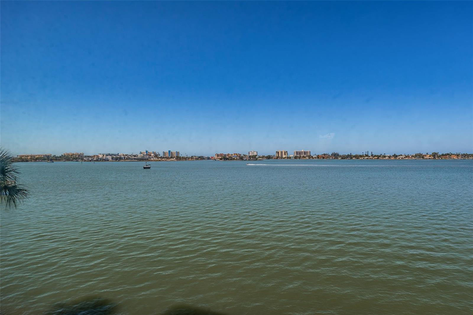 4750 COVE CIR #303, ST PETERSBURG, FL, 33708