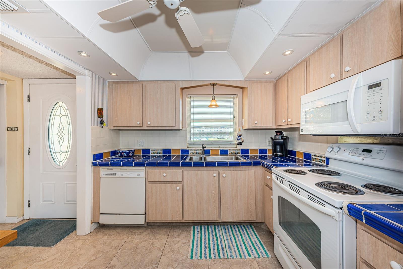 4750 COVE CIR #303, ST PETERSBURG, FL, 33708
