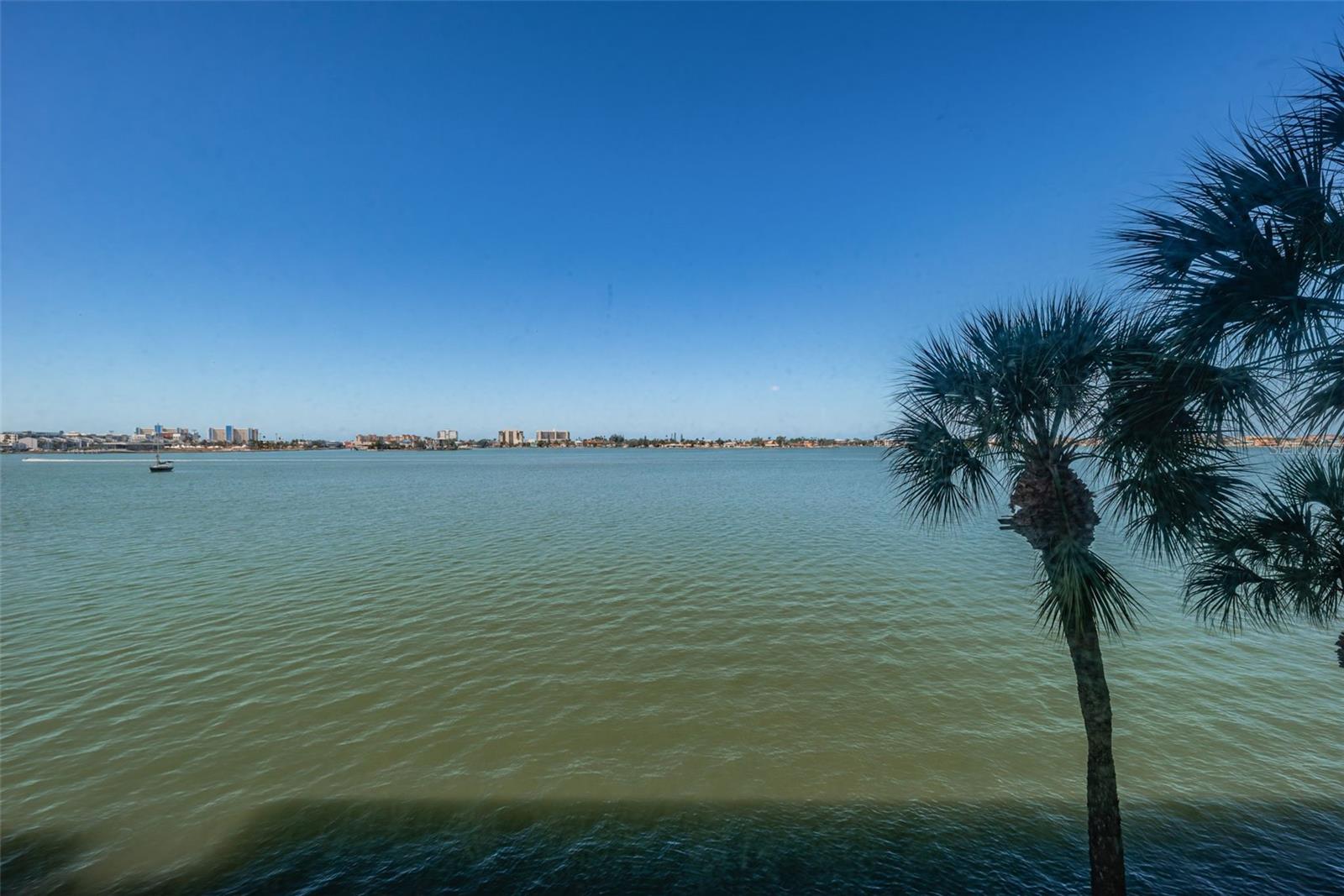 4750 COVE CIR #303, ST PETERSBURG, FL, 33708