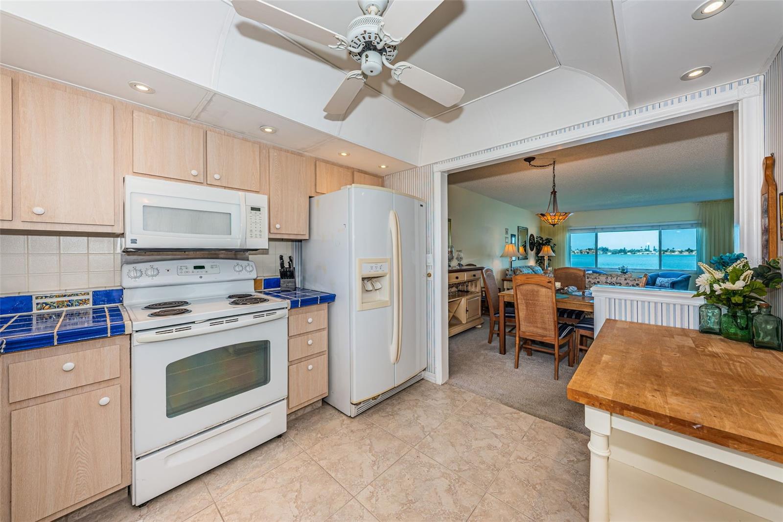 4750 COVE CIR #303, ST PETERSBURG, FL, 33708