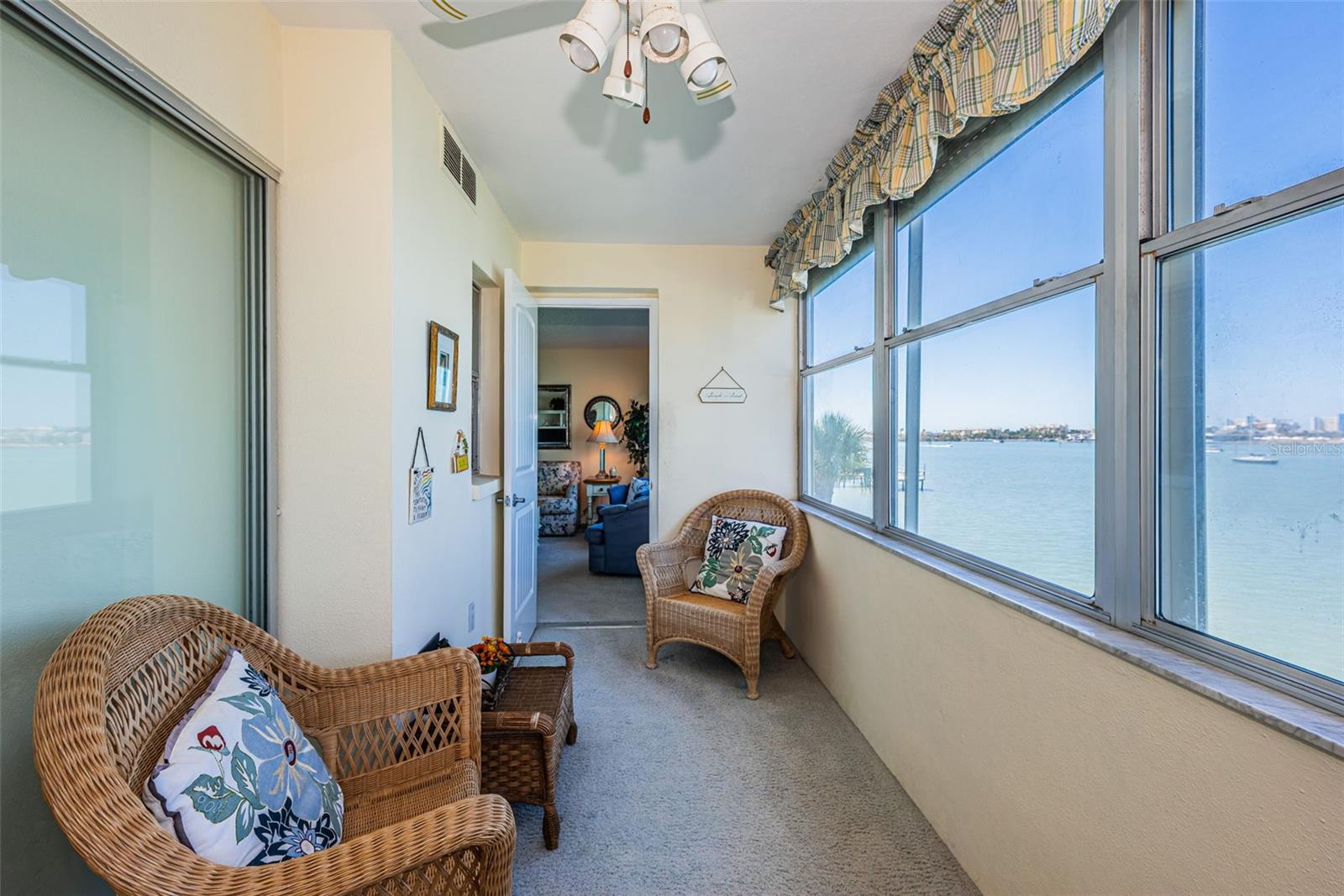 4750 COVE CIR #303, ST PETERSBURG, FL, 33708