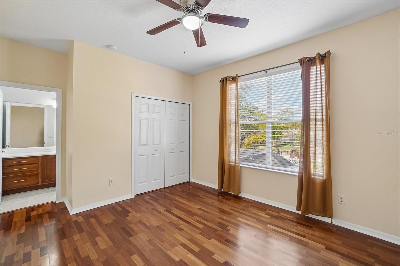 18032 MALAKAI ISLE DR, TAMPA, FL, 33647