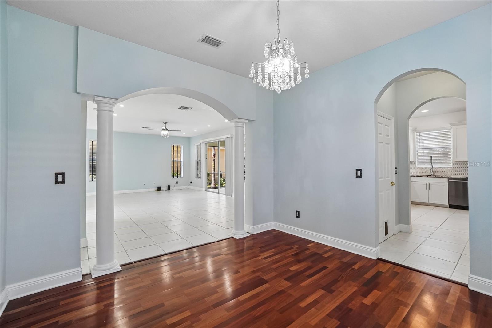 18032 MALAKAI ISLE DR, TAMPA, FL, 33647