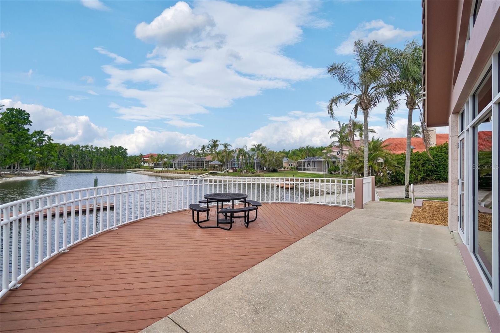 18032 MALAKAI ISLE DR, TAMPA, FL, 33647