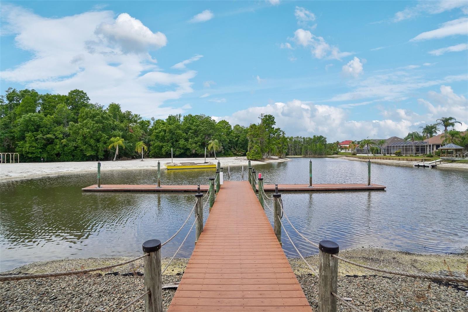 18032 MALAKAI ISLE DR, TAMPA, FL, 33647