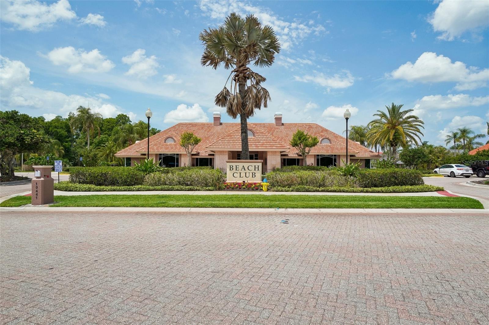 18032 MALAKAI ISLE DR, TAMPA, FL, 33647