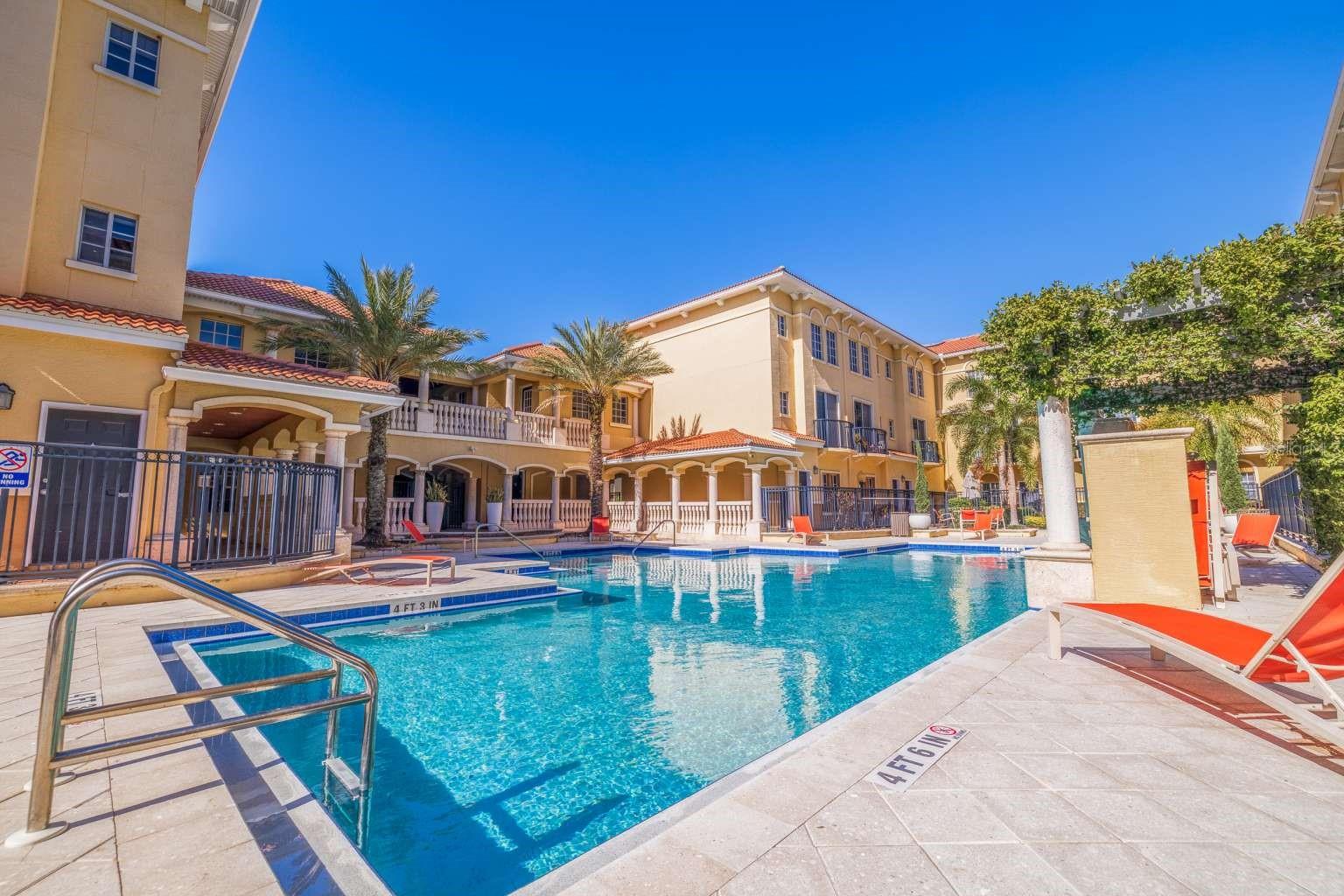 5252 W KENNEDY BLVD, TAMPA, FL, 33609