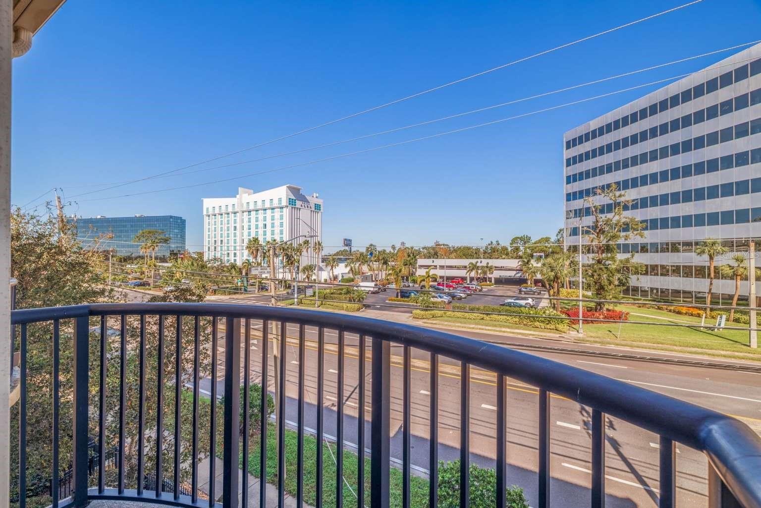 5252 W KENNEDY BLVD, TAMPA, FL, 33609