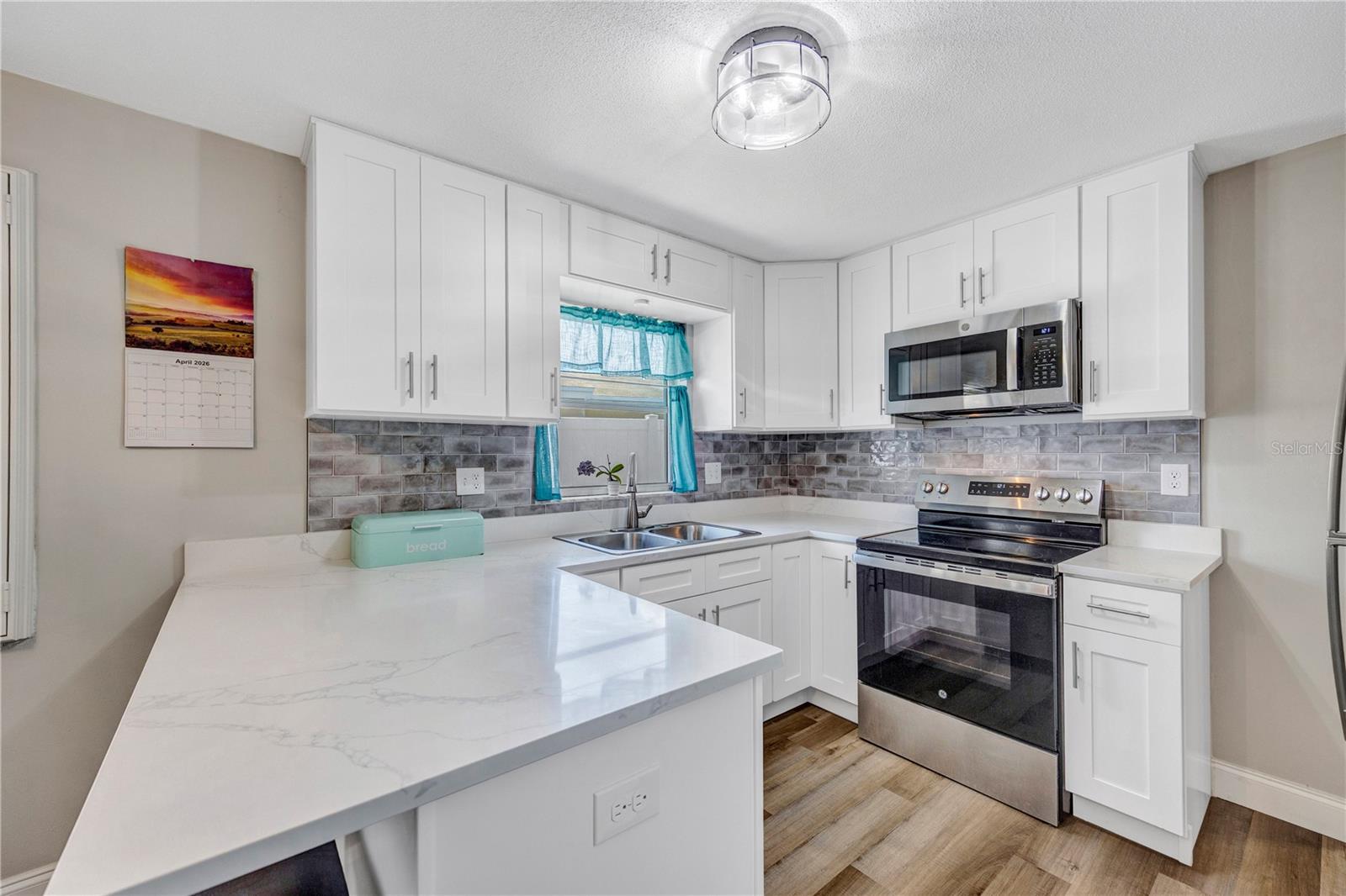 2155 EDYTHE DR, DUNEDIN, FL, 34698