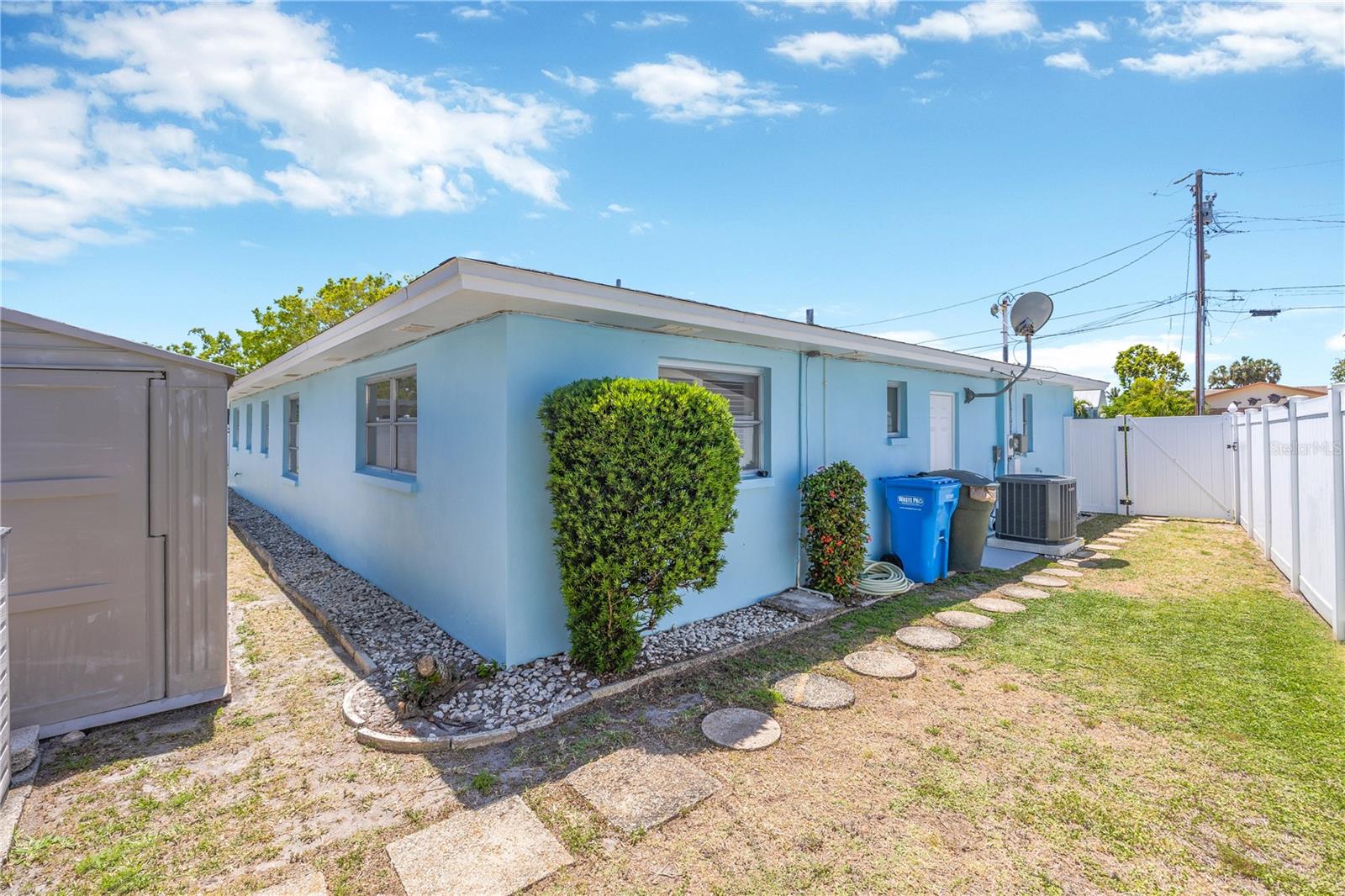 2155 EDYTHE DR, DUNEDIN, FL, 34698