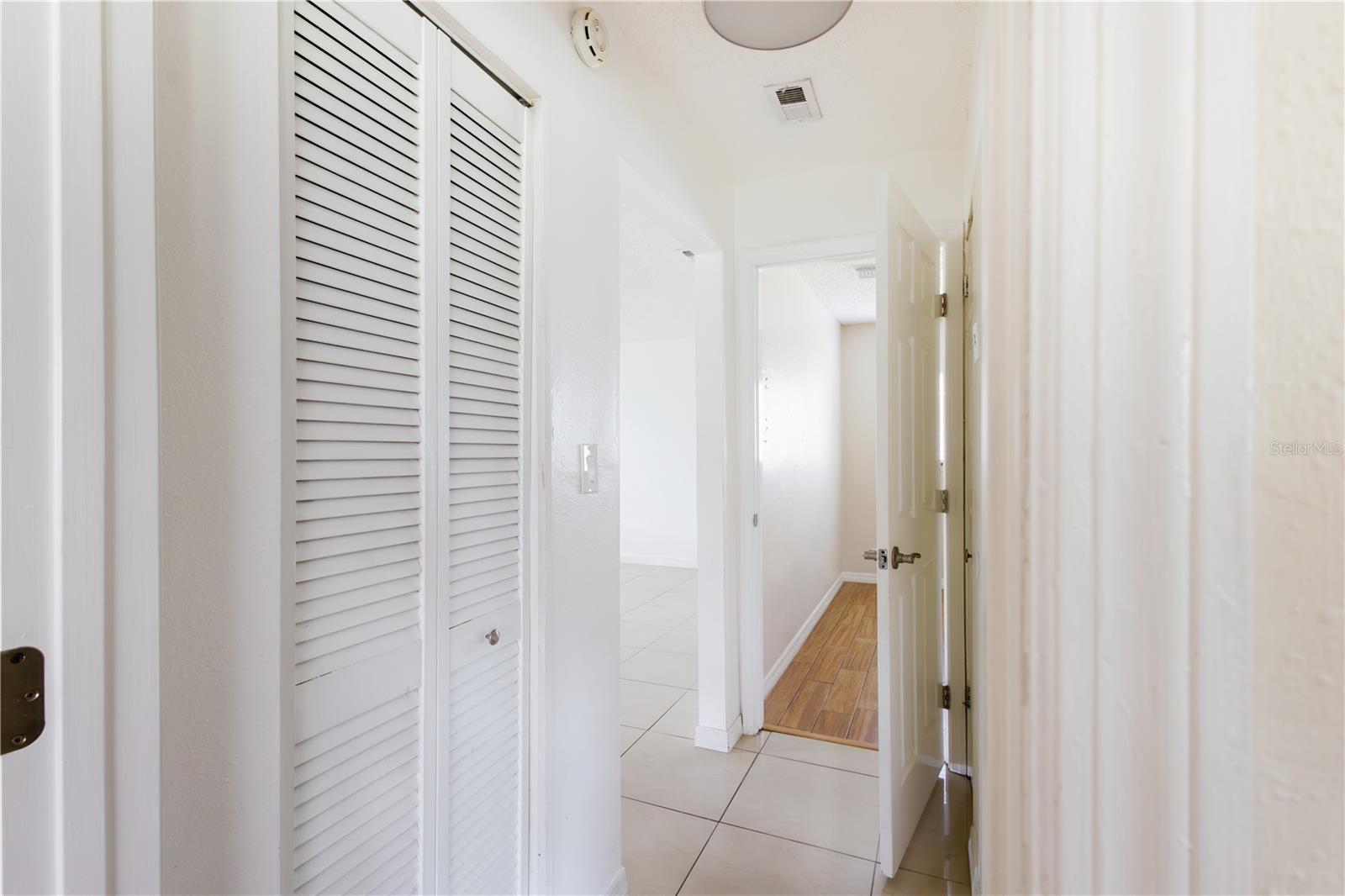 1831 BOUGH AVE #1, CLEARWATER, FL, 33760
