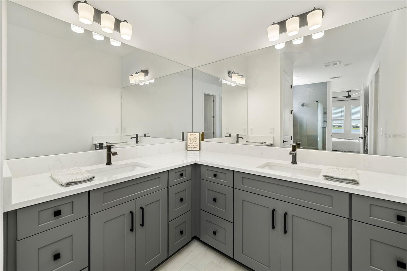 17237 SAVORY MIST CIR, BRADENTON, FL, 34211