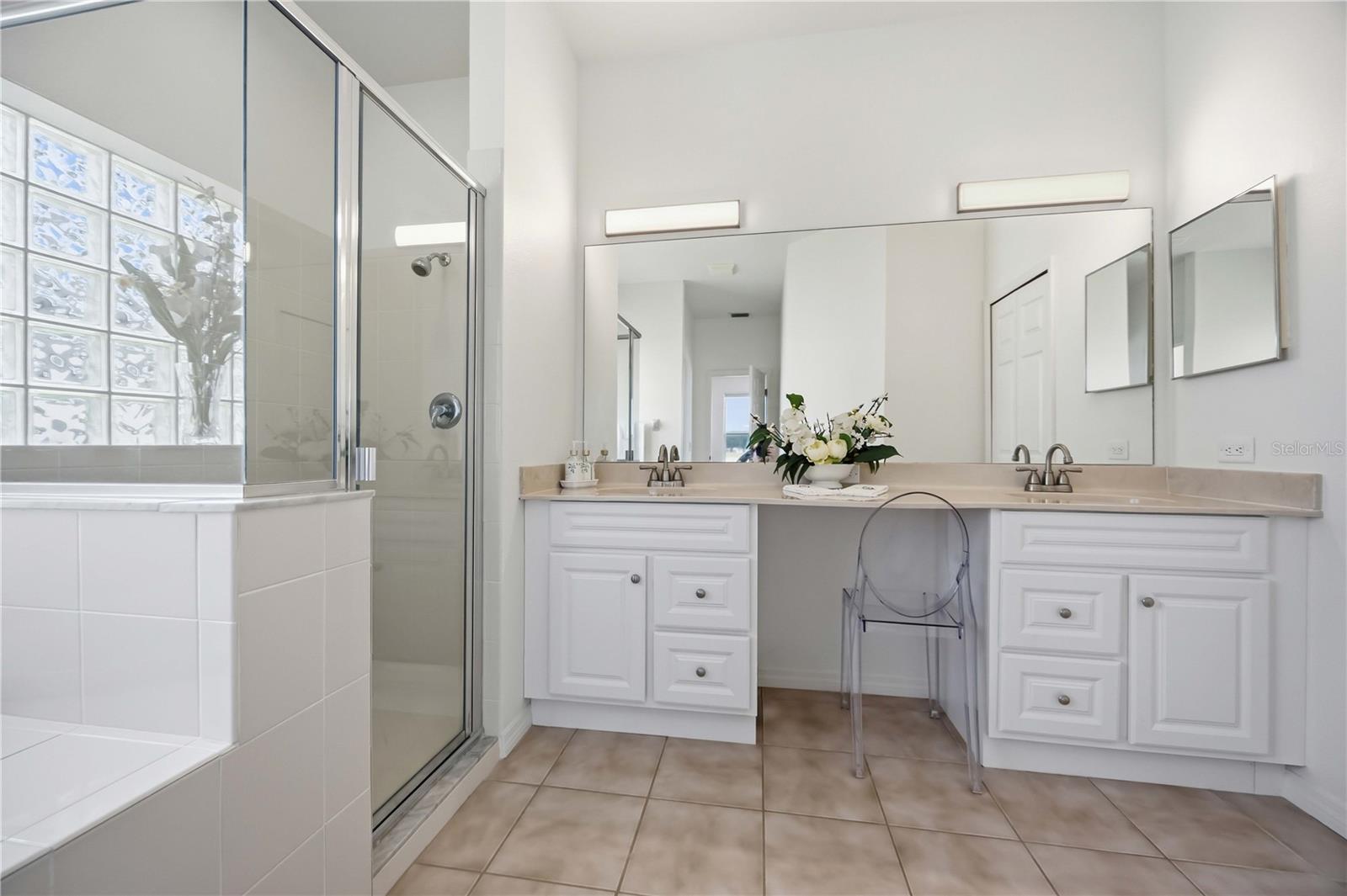 7740 CASTLEISLAND DR, SARASOTA, FL, 34240