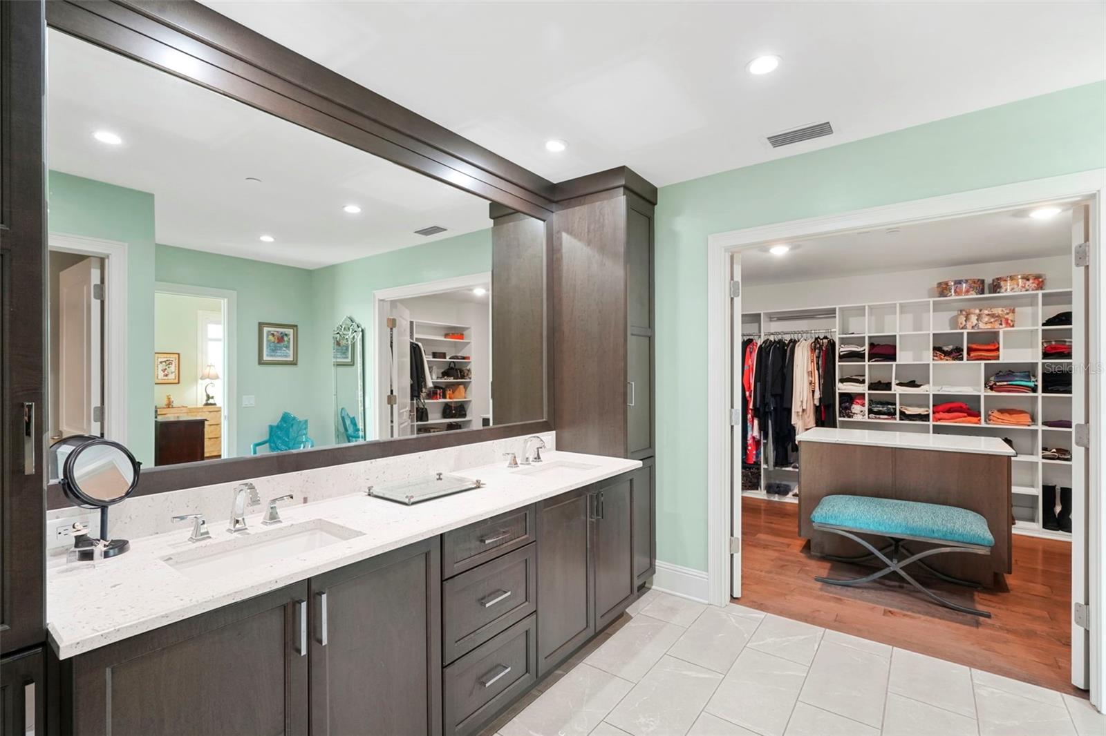 8 PALM TER #201, CLEARWATER, FL, 33756