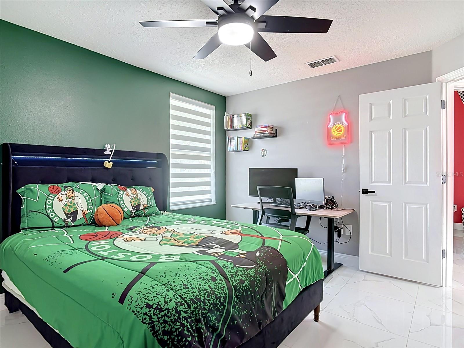 168 BRADWICK CIR, DEBARY, FL, 32713