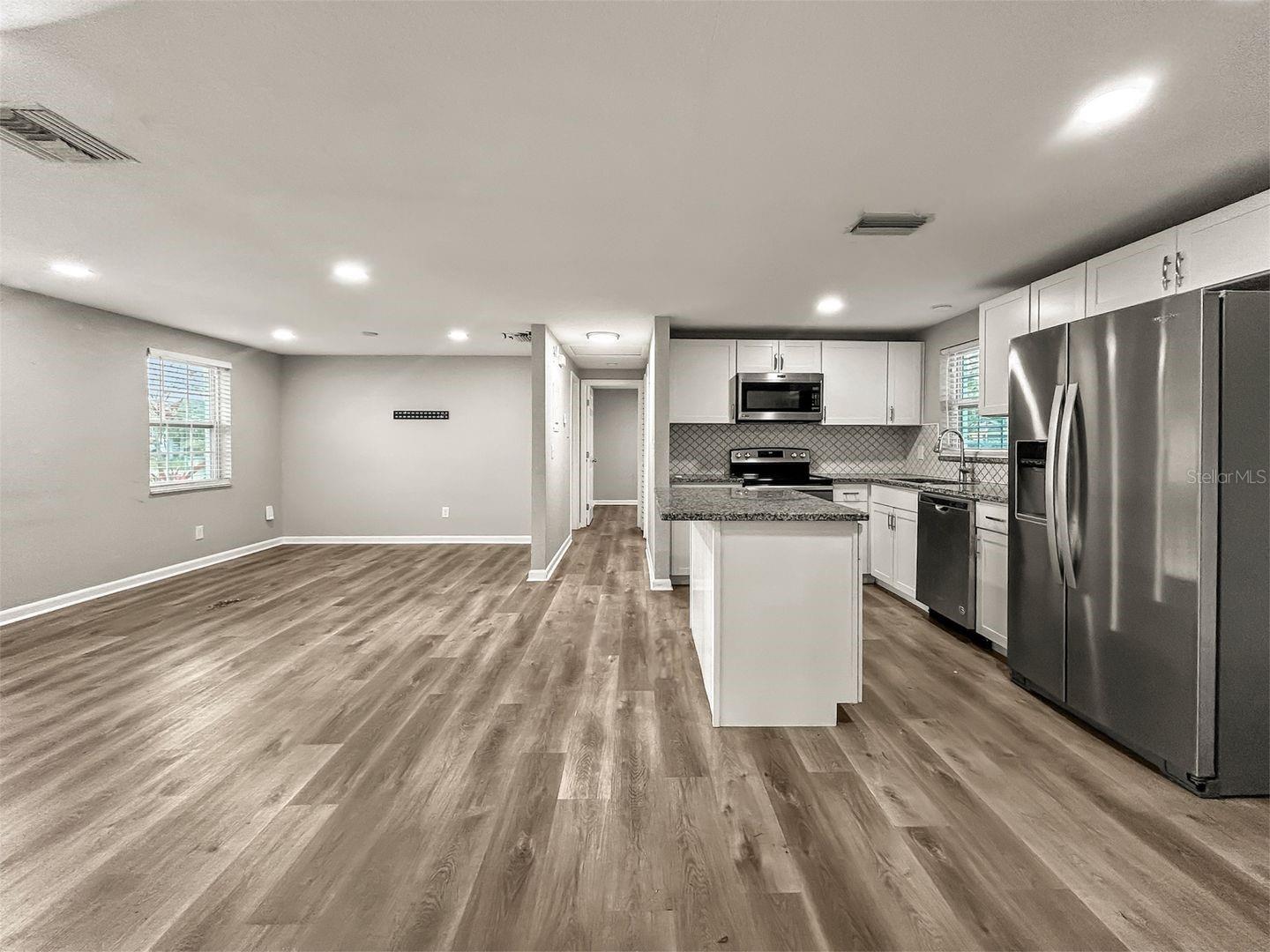 306 FLAMINGO DR, APOLLO BEACH, FL, 33572