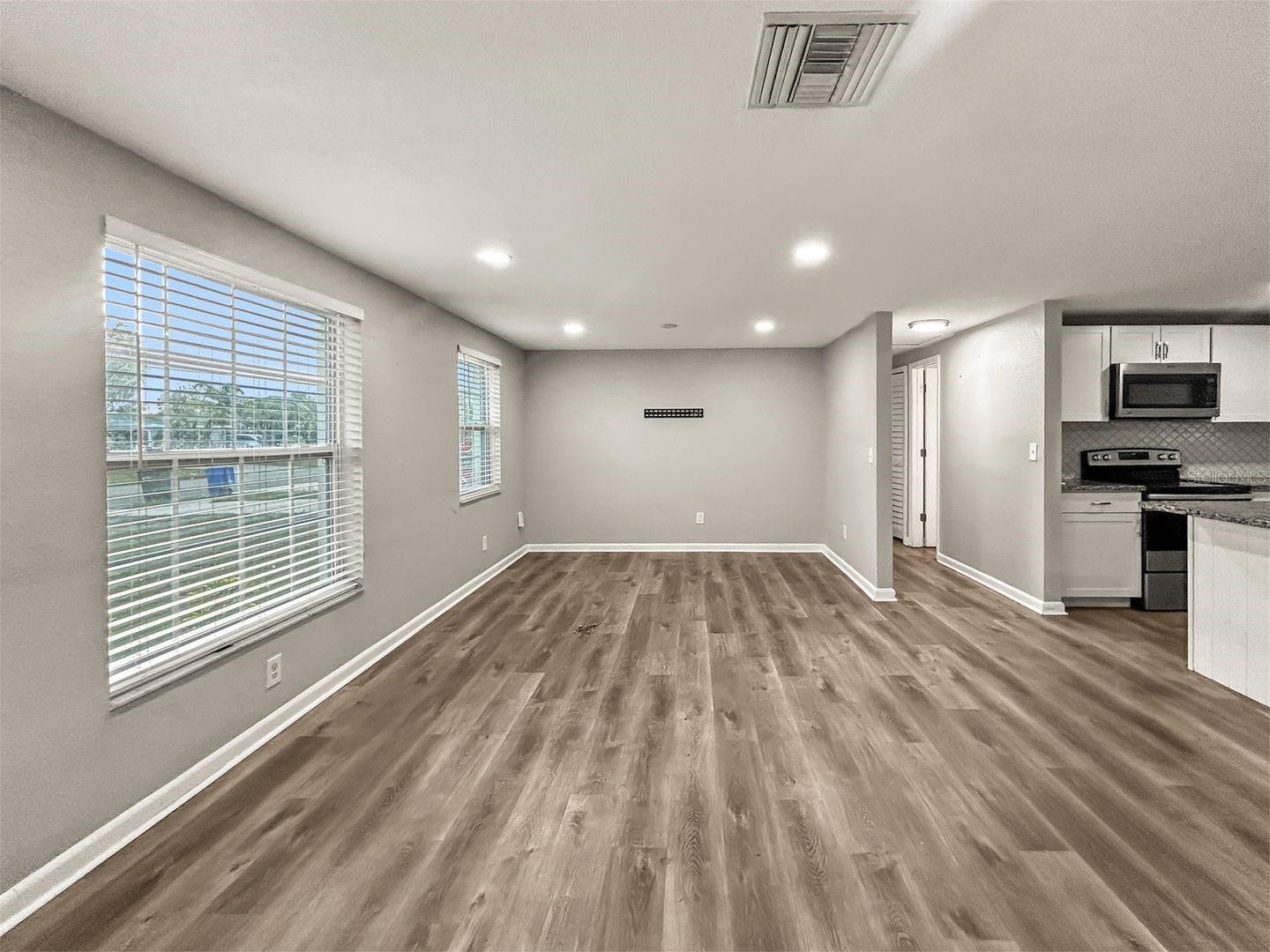 306 FLAMINGO DR, APOLLO BEACH, FL, 33572
