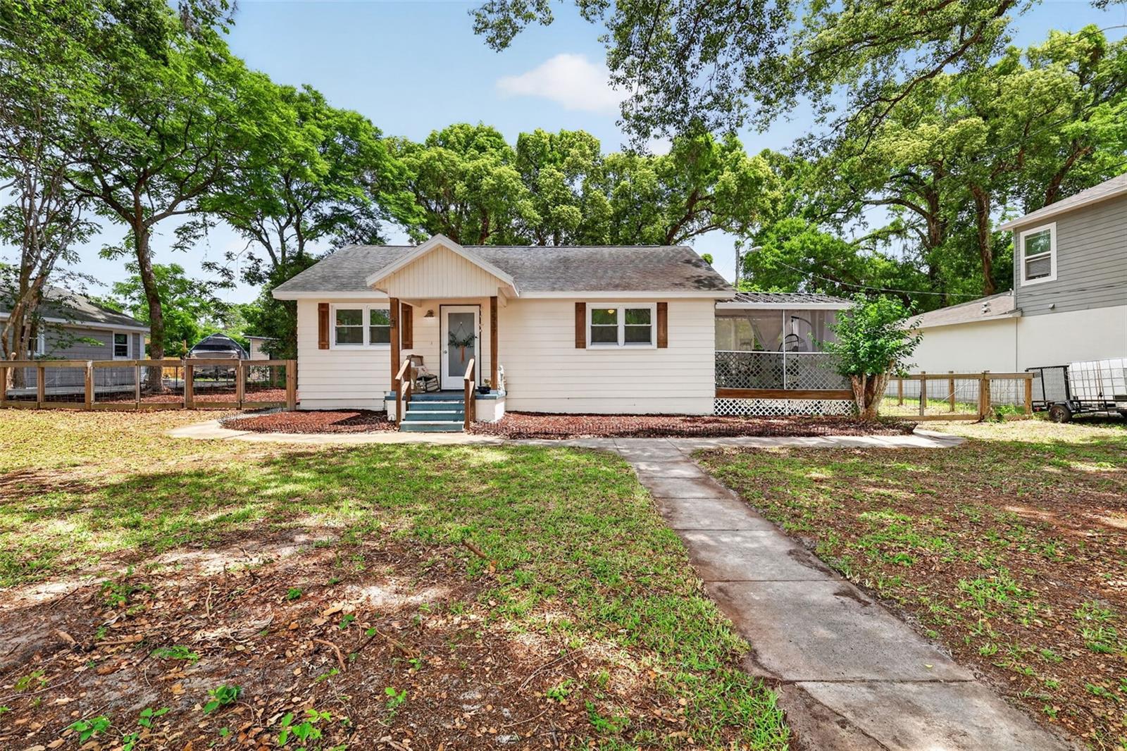 5537 LAKE ST, MOUNT DORA, FL, 32757