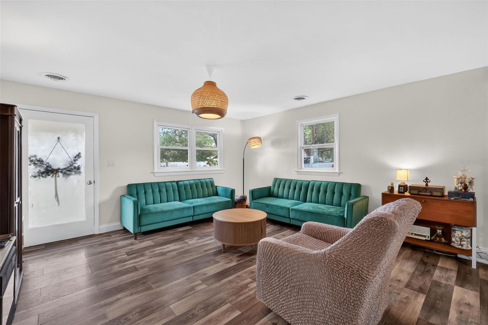 5537 LAKE ST, MOUNT DORA, FL, 32757
