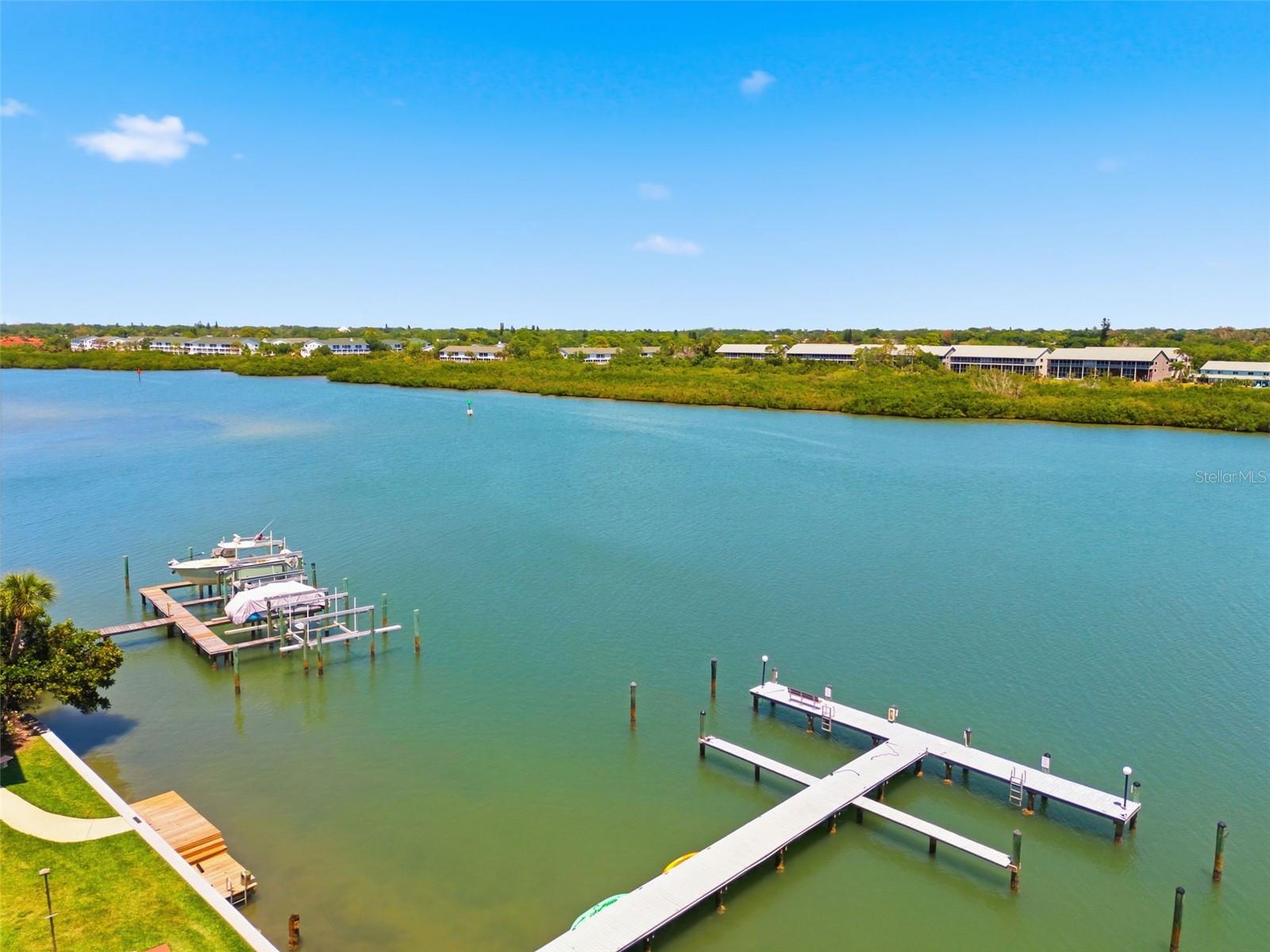 19701 GULF BLVD #417, INDIAN SHORES, FL, 33785