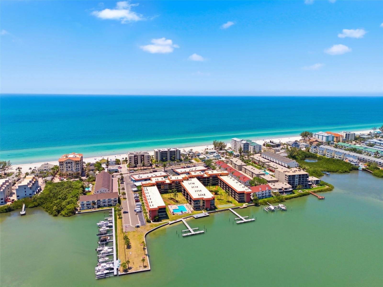 19701 GULF BLVD #417, INDIAN SHORES, FL, 33785