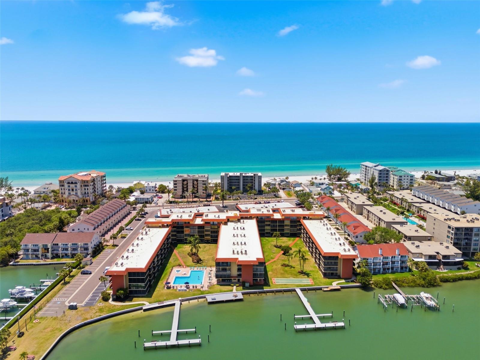 19701 GULF BLVD #417, INDIAN SHORES, FL, 33785