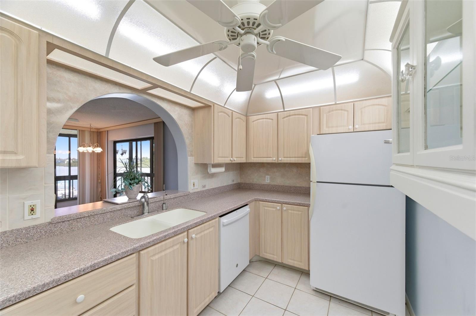 19701 GULF BLVD #417, INDIAN SHORES, FL, 33785
