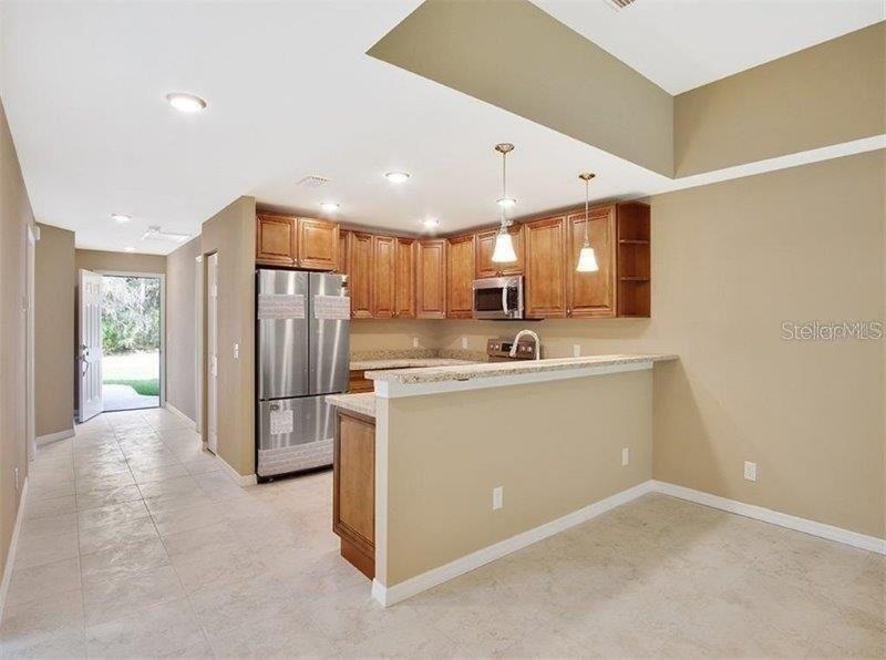 17121 THOMPSON AVE, PORT CHARLOTTE, FL, 33948